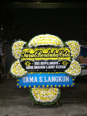 Papan Bunga Duka di Darmajaya